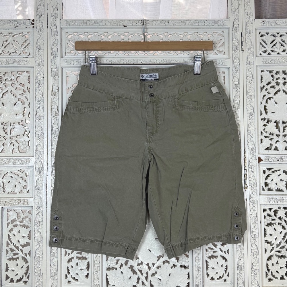 Columbia Khaki Green Low Rise‎ Bermuda Shorts Sz 4 Outdoors Hiking Granola